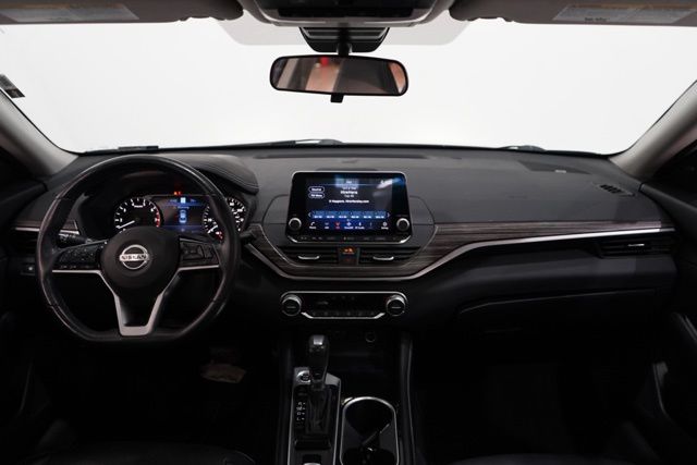2021 Nissan Altima SL - Photo 13