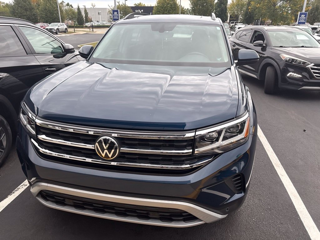 Used 2022 Volkswagen Atlas 2.0T SE w/Technology SUV