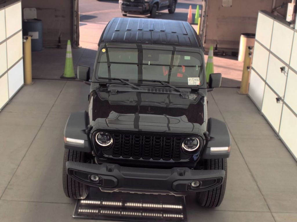 Used 2025 Jeep Wrangler Willys SUV