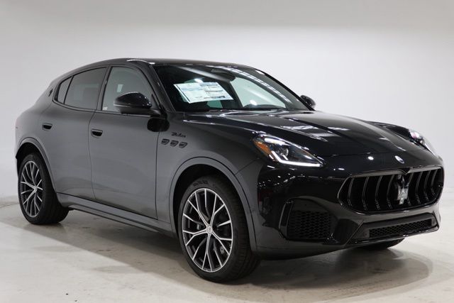 2026 Maserati Grecale Modena V6