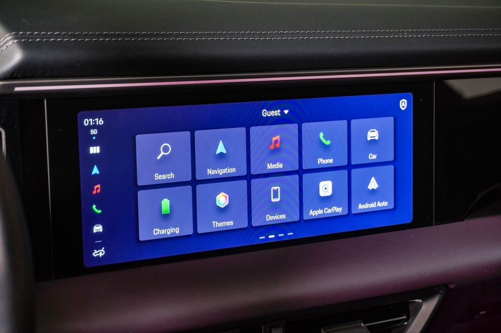 2025 Porsche Macan Base - Photo 22