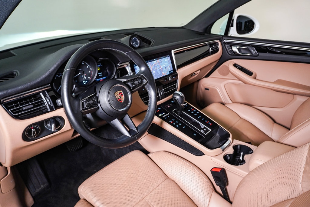 Certified 2023 Porsche Macan SUV