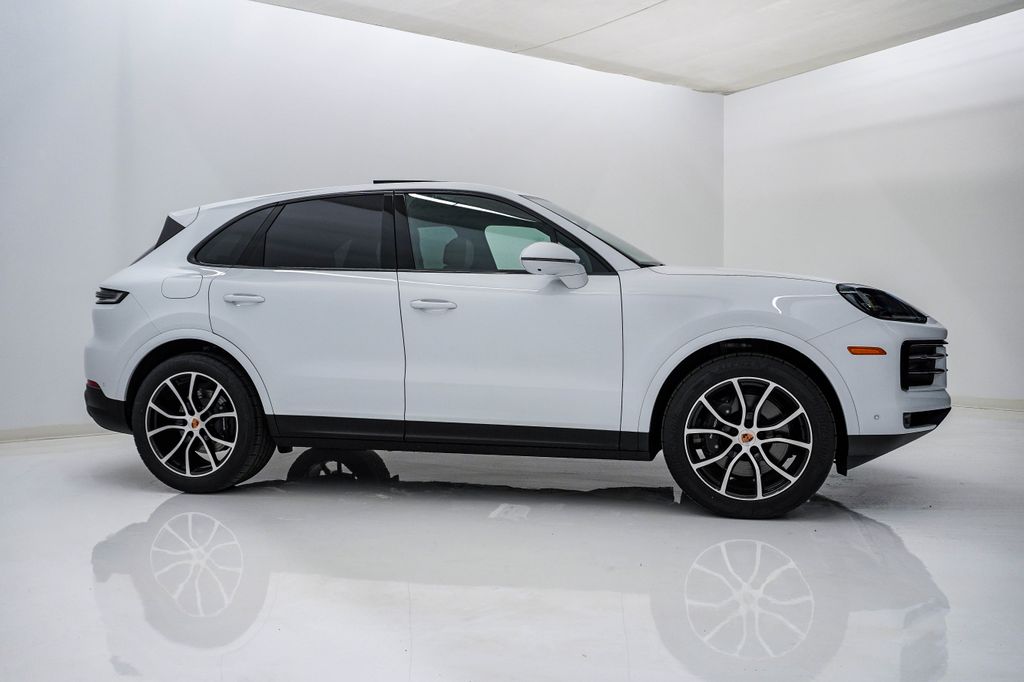 2026 Porsche Cayenne Base - Photo 9