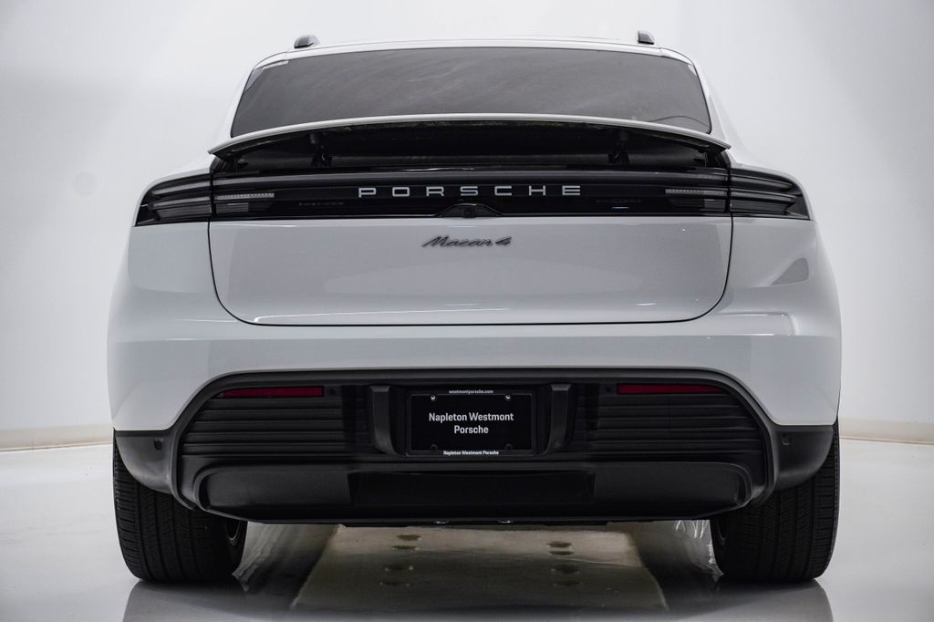 2025 Porsche Macan Base - Photo 10