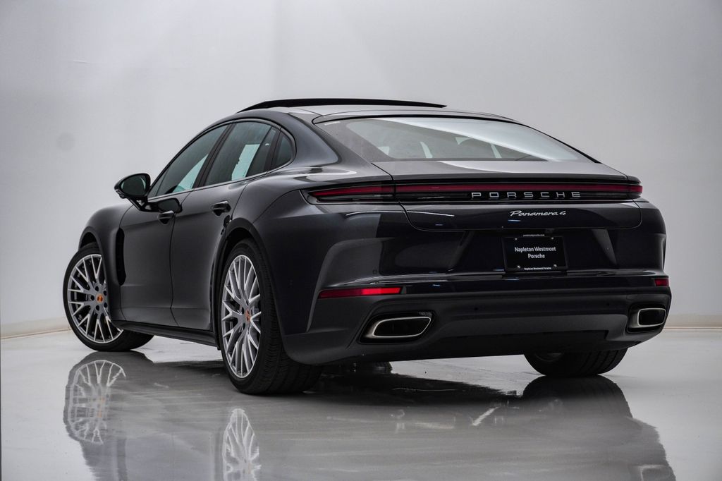 New 2026 Porsche Panamera 4 Hatchback