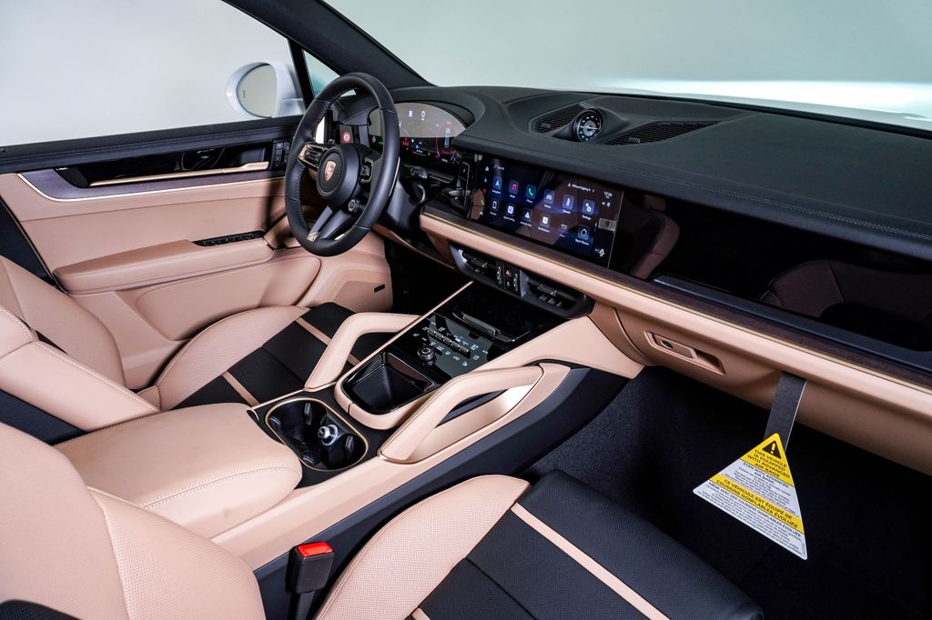 2026 Porsche Cayenne Base - Photo 14