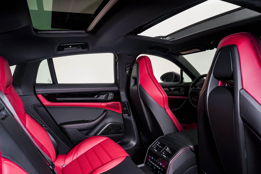 2026 Porsche Panamera Base - Photo 16