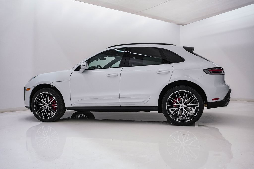 New 2026 Porsche Macan SUV