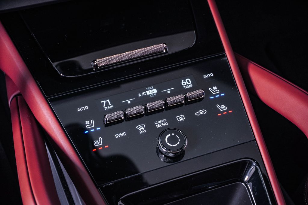 2026 Porsche Cayenne Turbo E-Hybrid - Photo 24