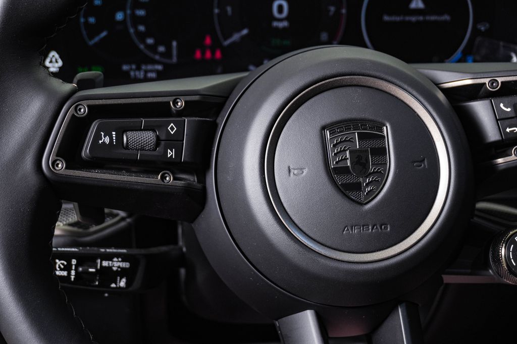2026 Porsche Cayenne Coupe Turbo E-Hybrid - Photo 20