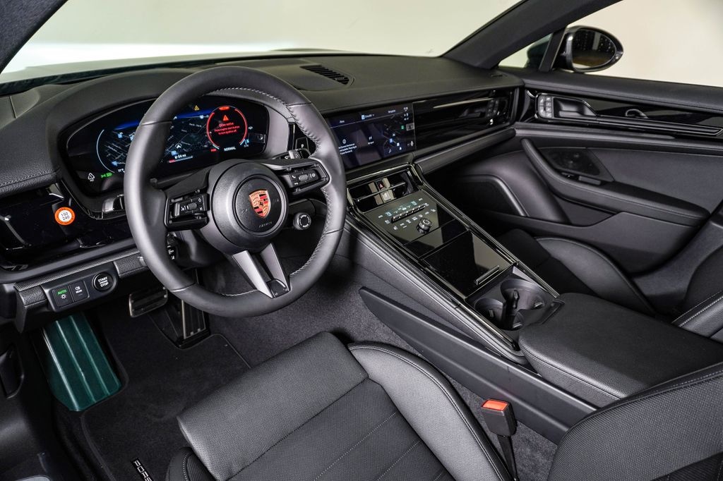 New 2026 Porsche Panamera 4 Hatchback