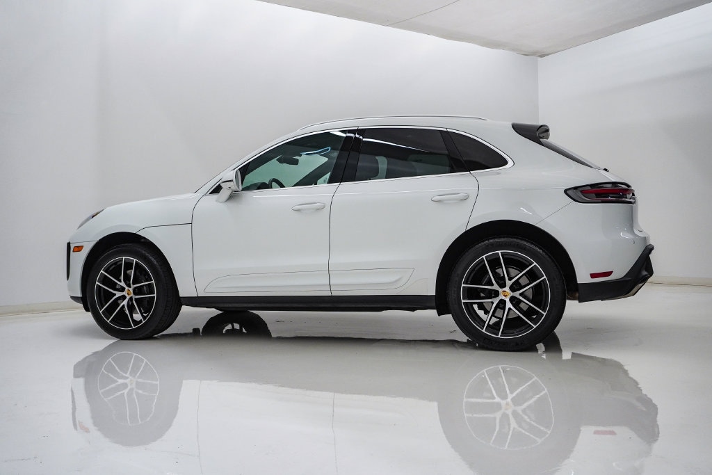 Certified 2023 Porsche Macan SUV