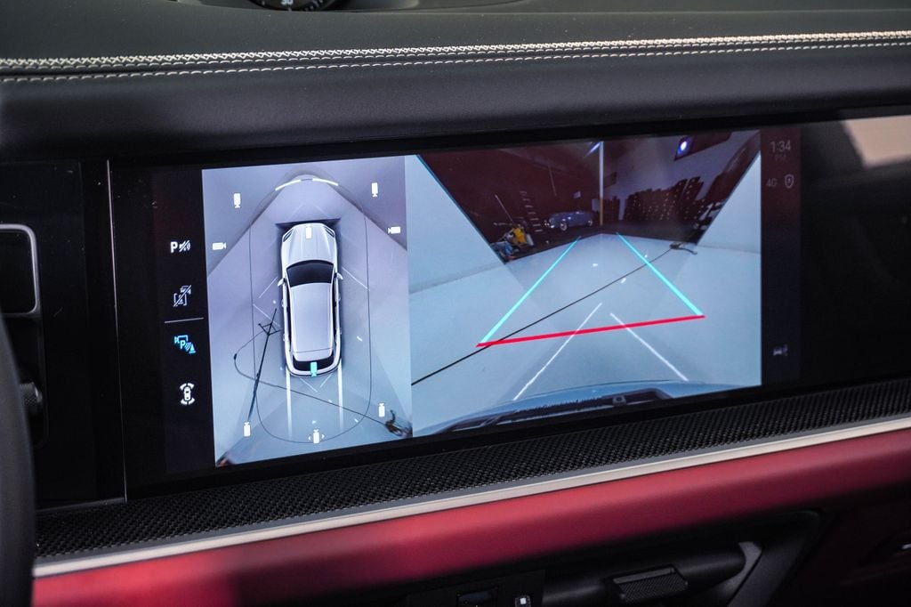 2026 Porsche Cayenne Turbo E-Hybrid - Photo 23