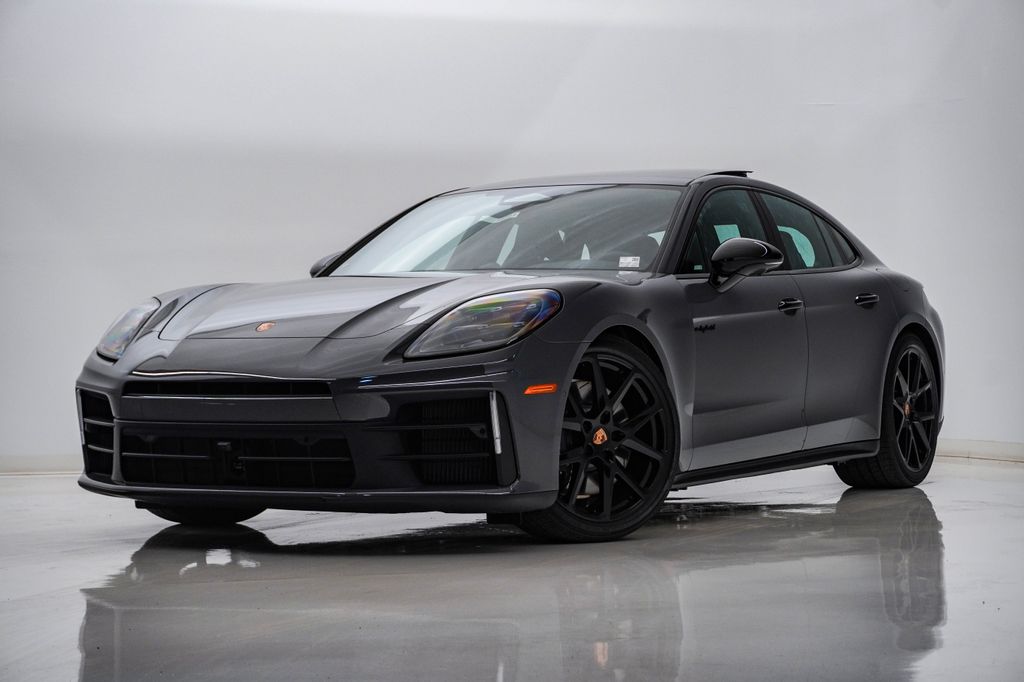  Porsche Panamera 4 E-Hybrid