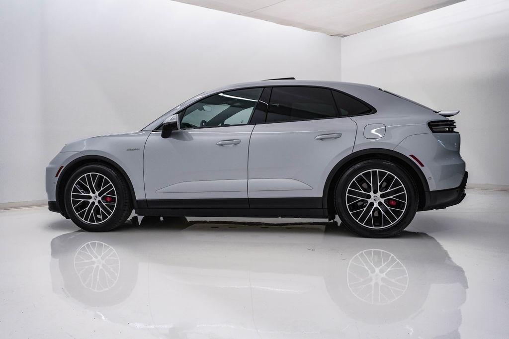 Certified 2025 Porsche Macan S with VIN WP1AB2XAXSL154446 for sale in Westmont, IL