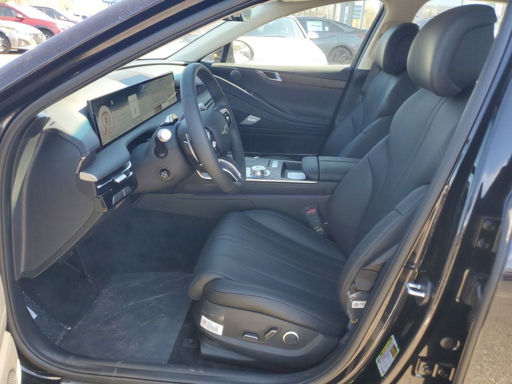 2026 GENESIS G80 Advanced - Photo 12