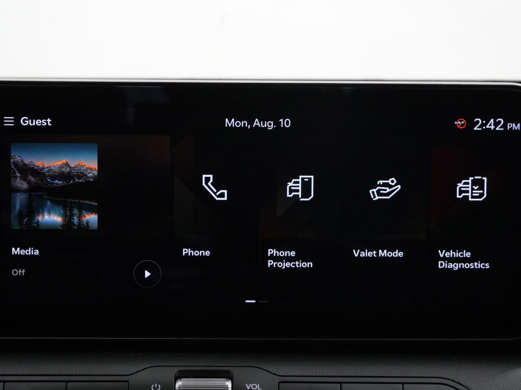 2025 Kia K4 LXS - Photo 17