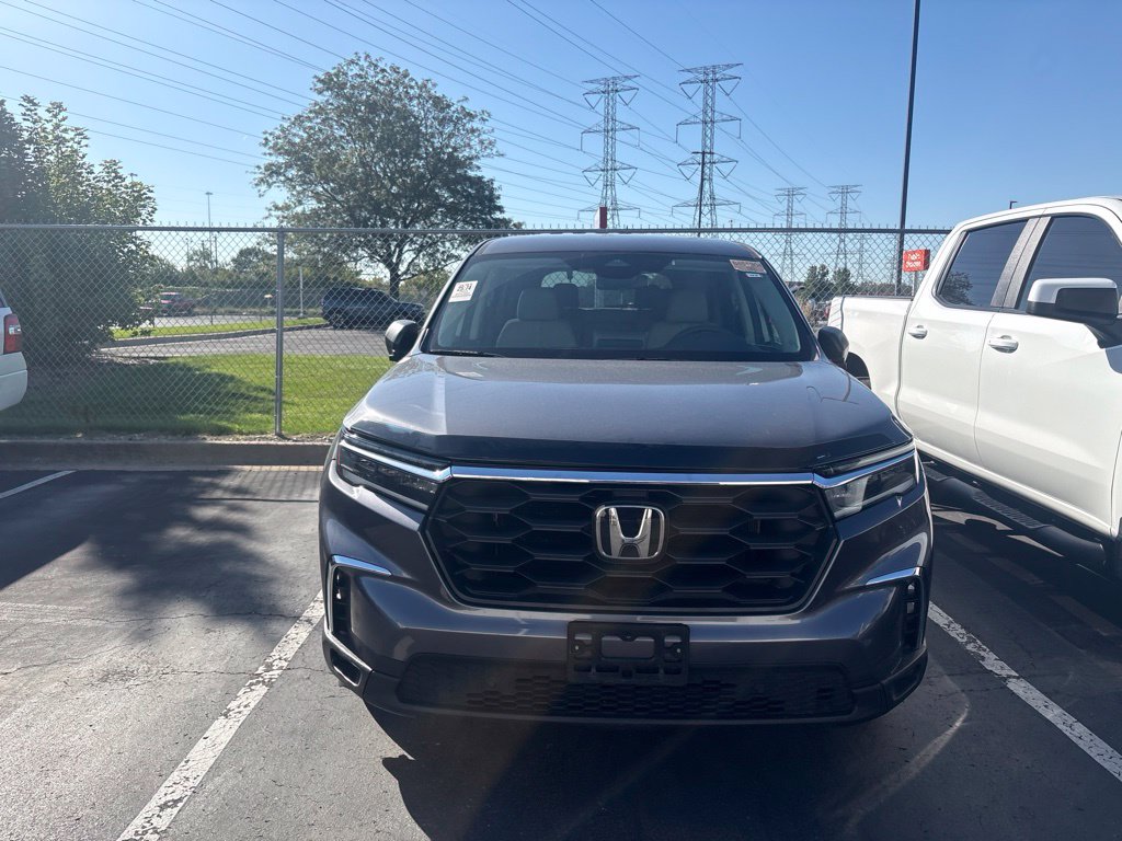 Used 2023 Honda Pilot LX SUV