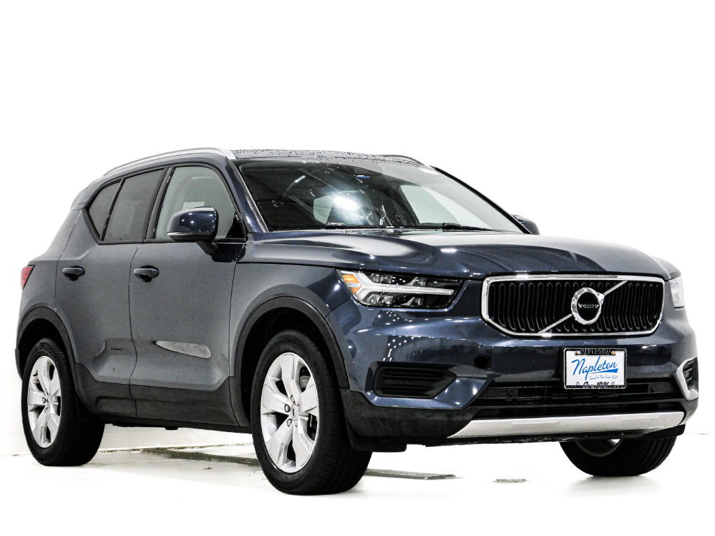 2022 Volvo XC40