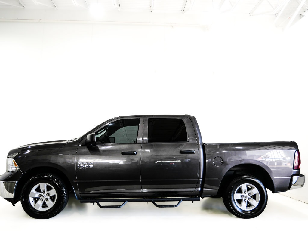 Used 2022 Ram 1500 Classic SLT Truck