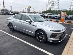 2024 Hyundai Sonata SEL Sedan