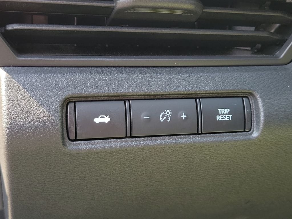2025 Nissan Altima SV - Photo 22