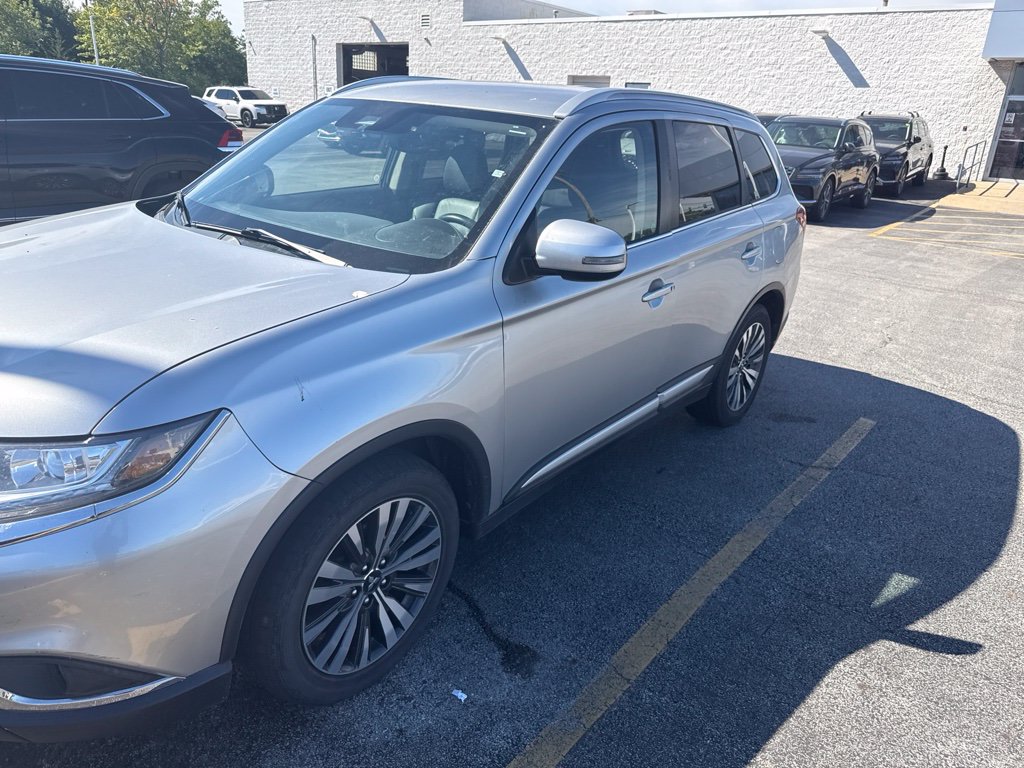 Used 2020 Mitsubishi Outlander SEL with VIN JA4AD3A39LJ001143 for sale in Calumet City, IL