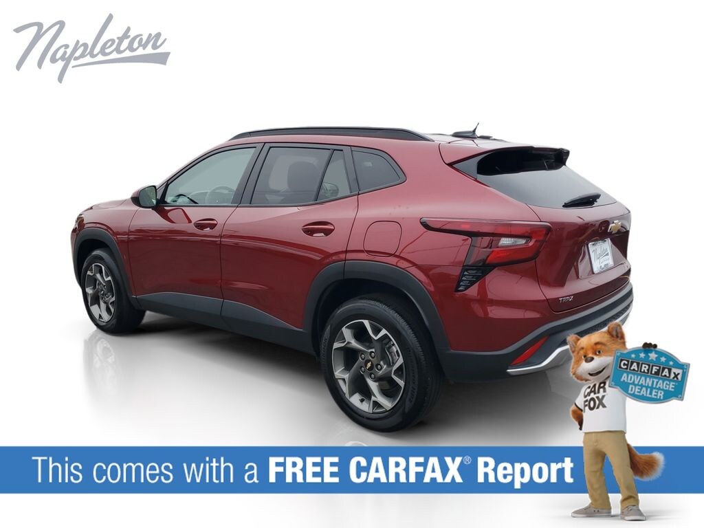 Used 2025 Chevrolet Trax LT SUV