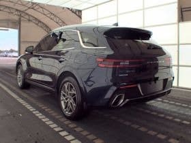 2024 GENESIS GV70 Standard - Photo 8