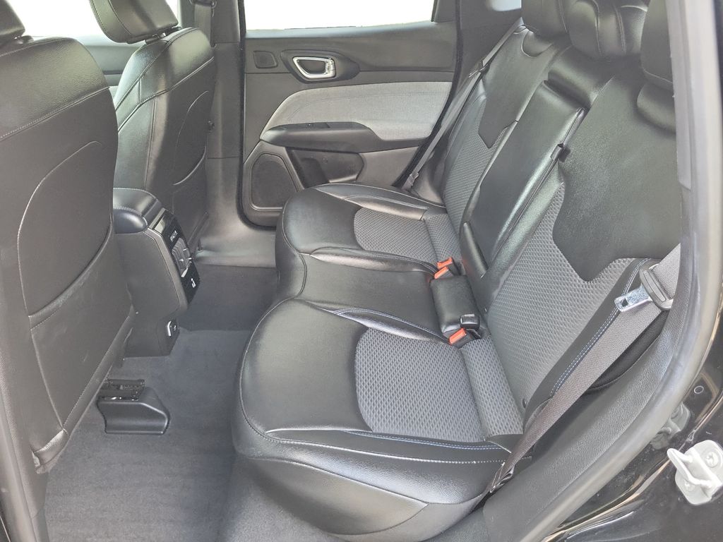 2025 Jeep Compass Latitude - Photo 26