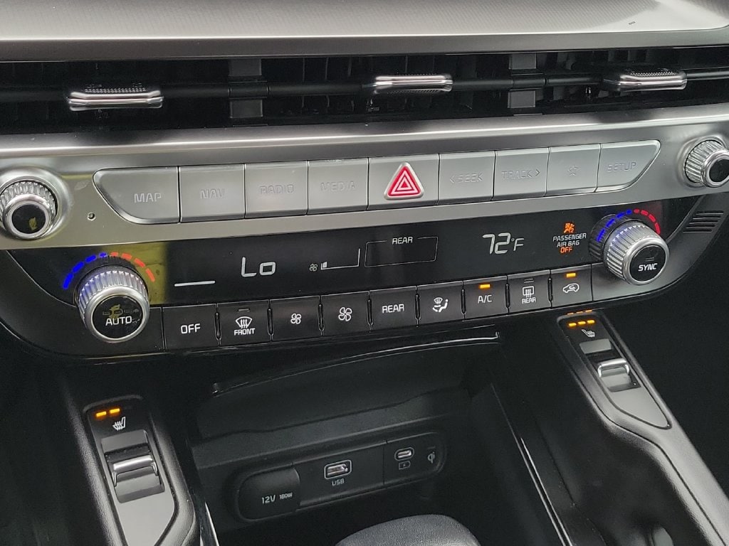 2025 Kia Telluride S - Photo 16