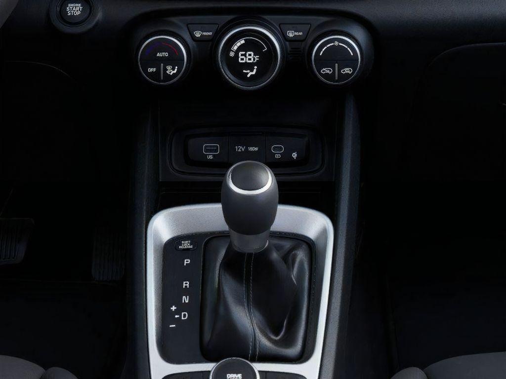 2026 Hyundai Venue SEL - Photo 19