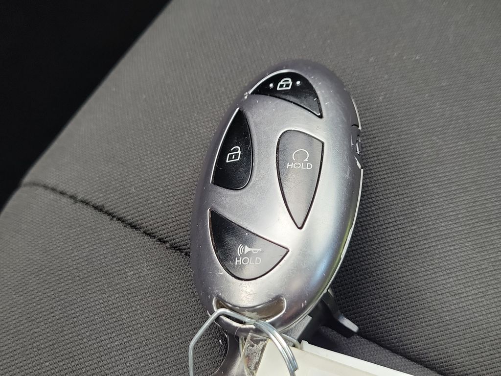 2025 Hyundai Elantra SEL - Photo 29