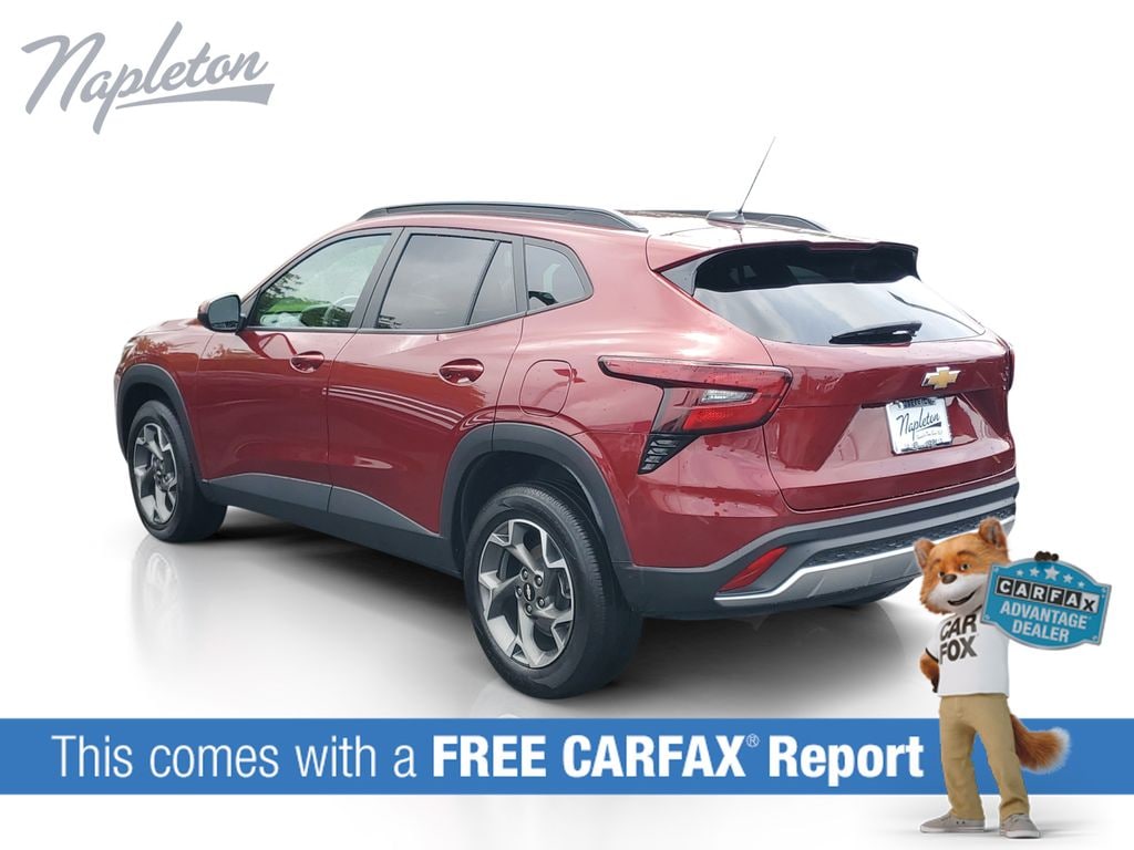 Used 2025 Chevrolet Trax LT SUV