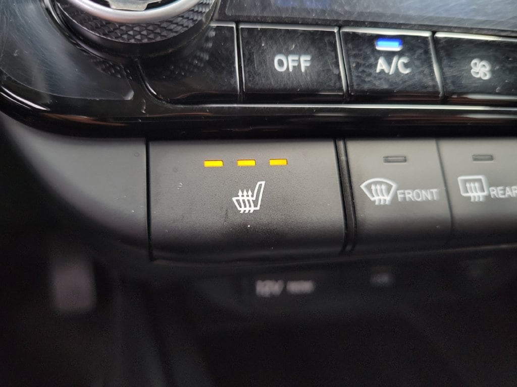 2023 Hyundai Elantra Blue - Photo 19