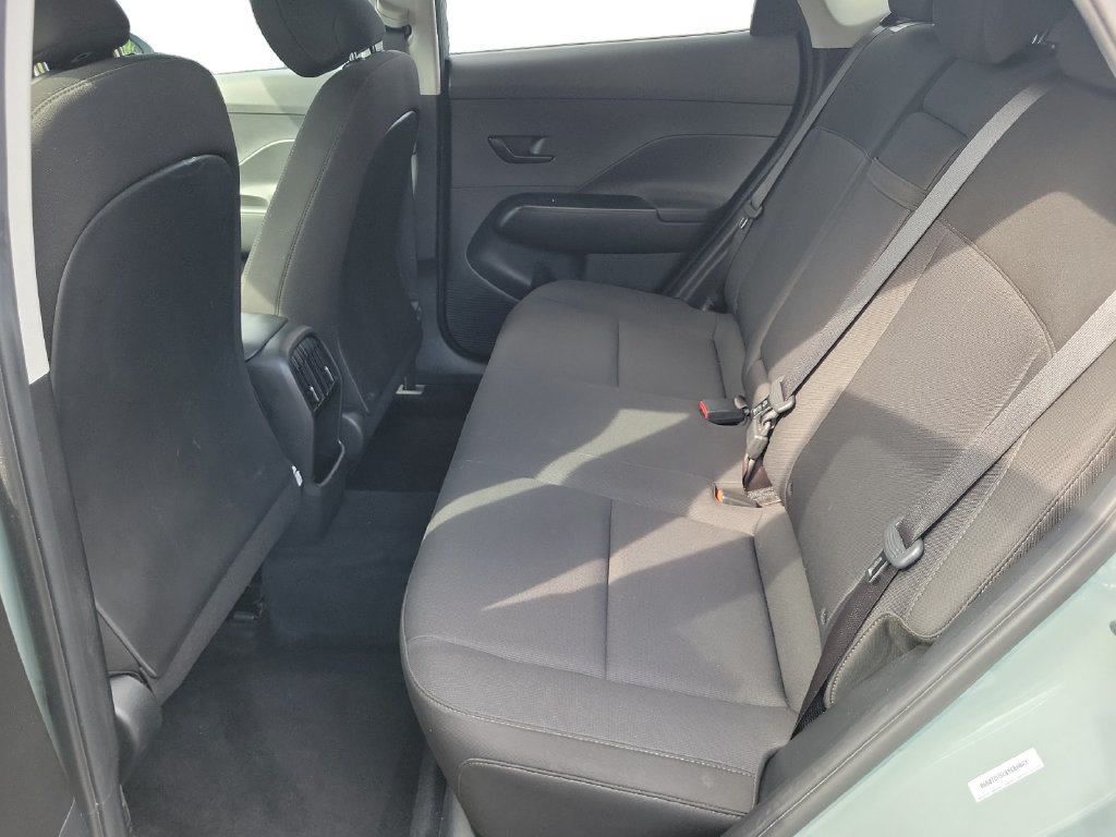 2025 Hyundai Kona SEL - Photo 20