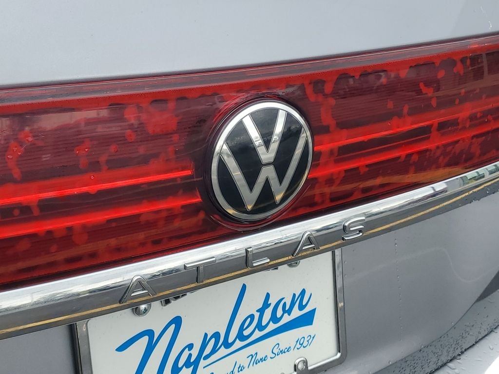 2024 Volkswagen Atlas SE w/Tech - Photo 30