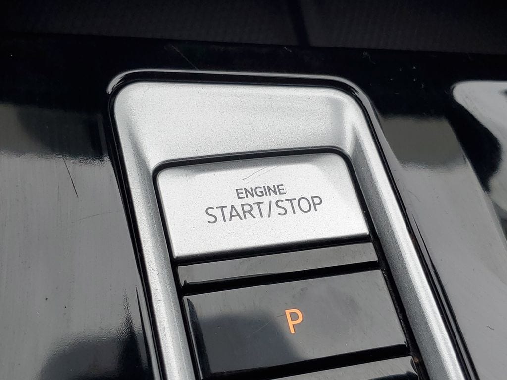 2024 Volkswagen Atlas SE w/Tech - Photo 18