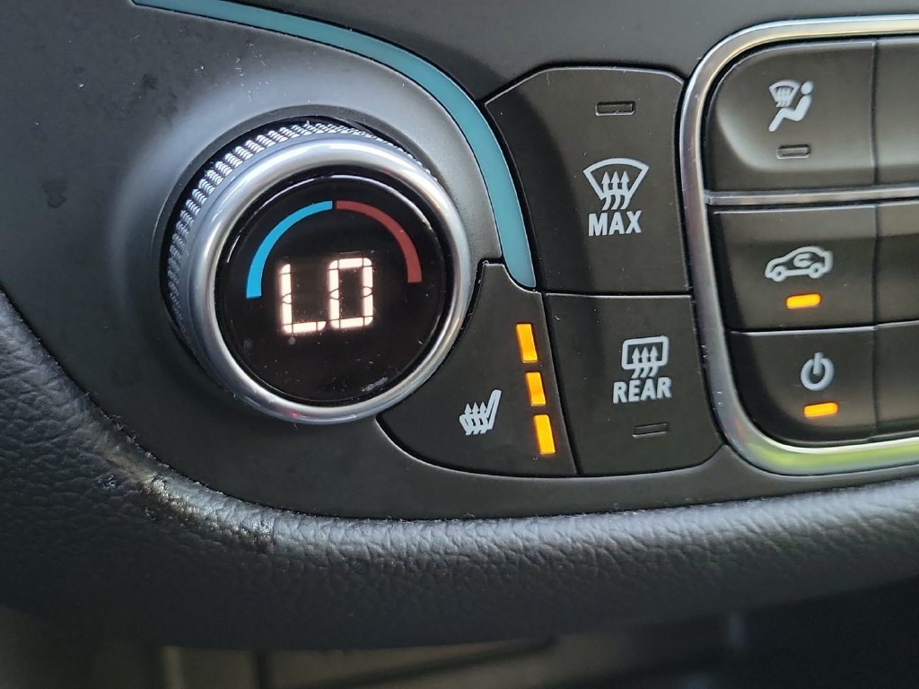 2024 Chevrolet Equinox LT - Photo 18