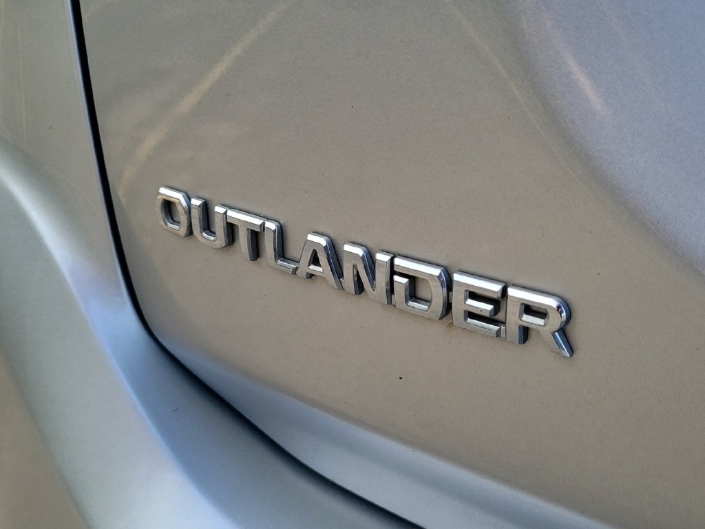 2020 Mitsubishi Outlander SEL - Photo 30