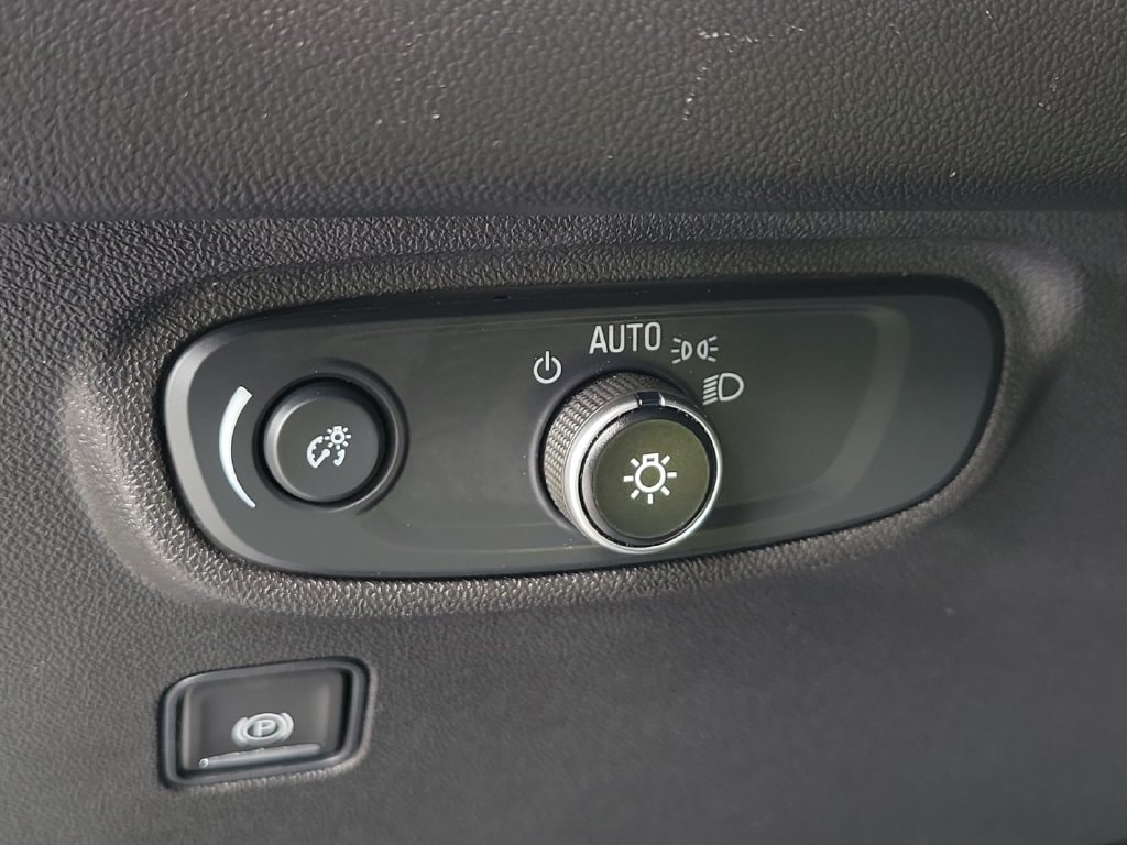 2024 GMC Terrain SLE - Photo 22