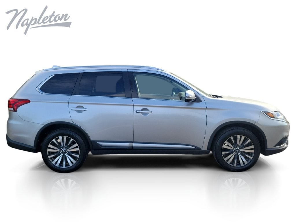2020 Mitsubishi Outlander SEL - Photo 7