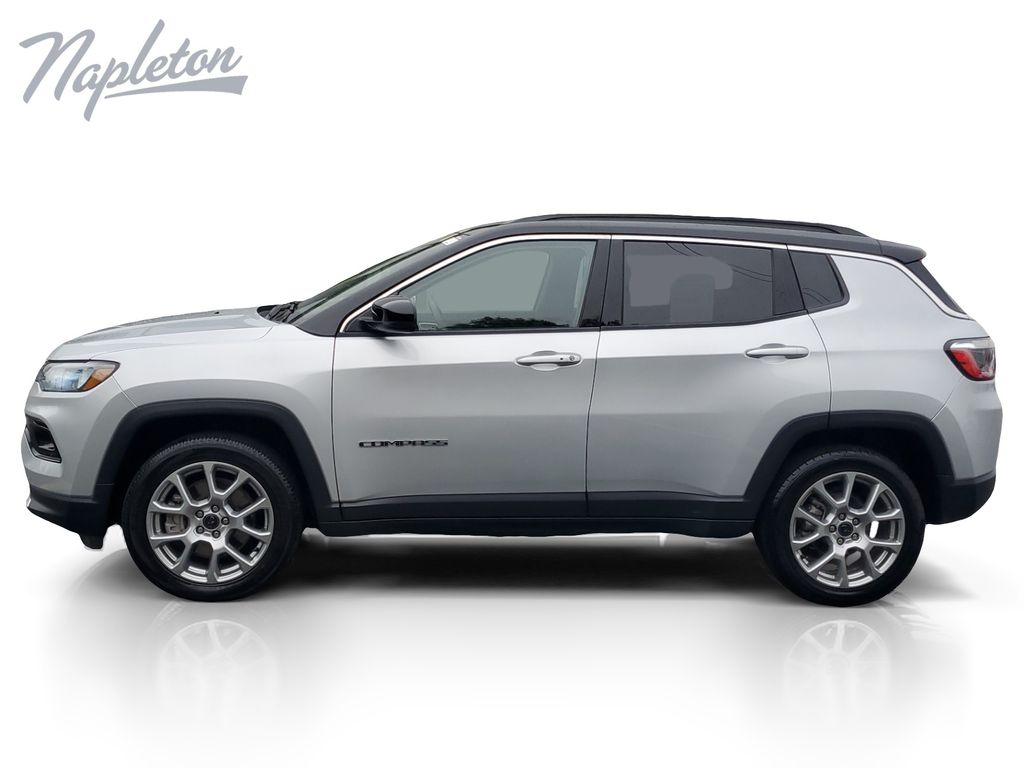 Used 2025 Jeep Compass Limited with VIN 3C4NJDCN9ST507146 for sale in Calumet City, IL