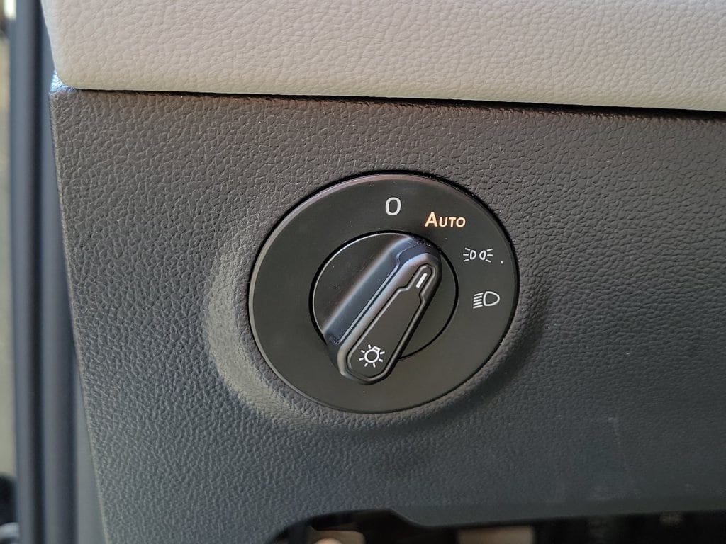 2024 Volkswagen Taos SE - Photo 22