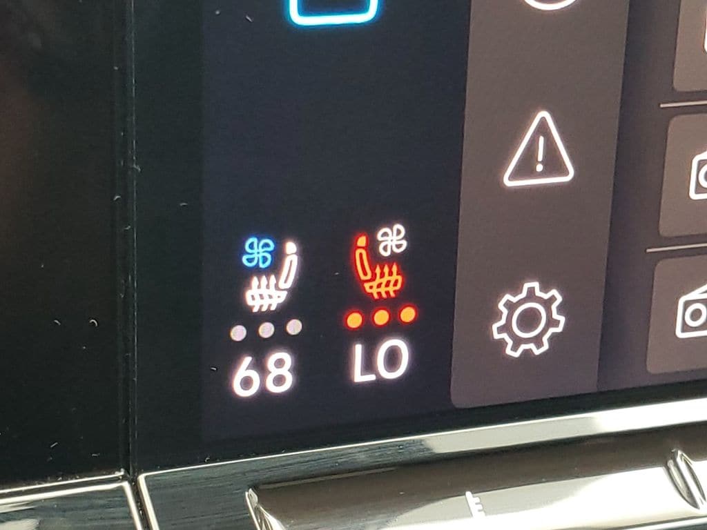 2024 Volkswagen Atlas SE w/Tech - Photo 19