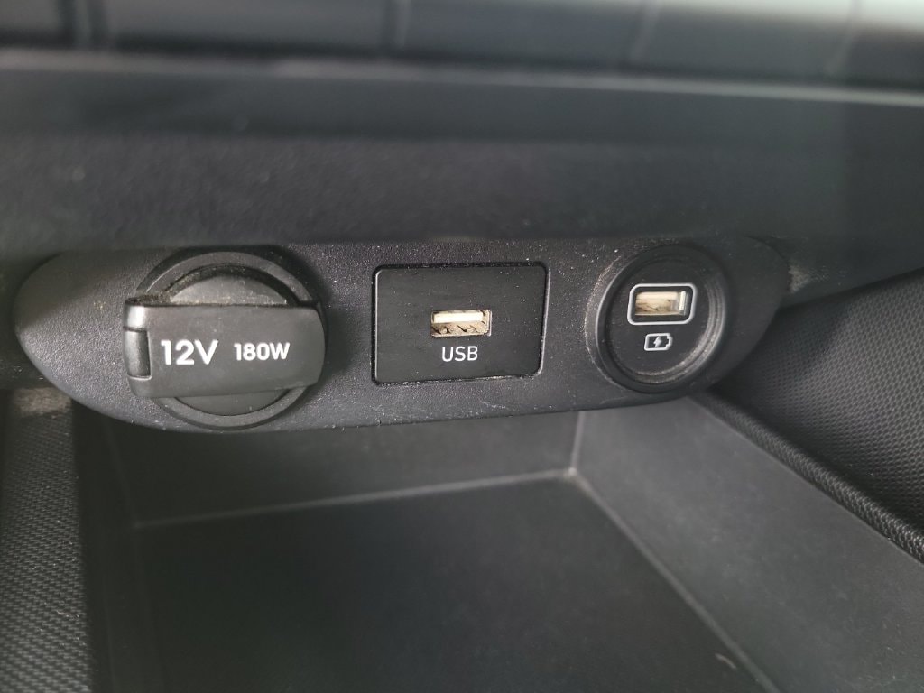 2023 Hyundai Elantra Blue - Photo 20