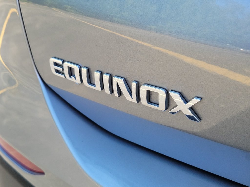 2024 Chevrolet Equinox LT - Photo 30