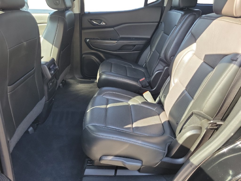 2022 GMC Acadia SLT - Photo 22