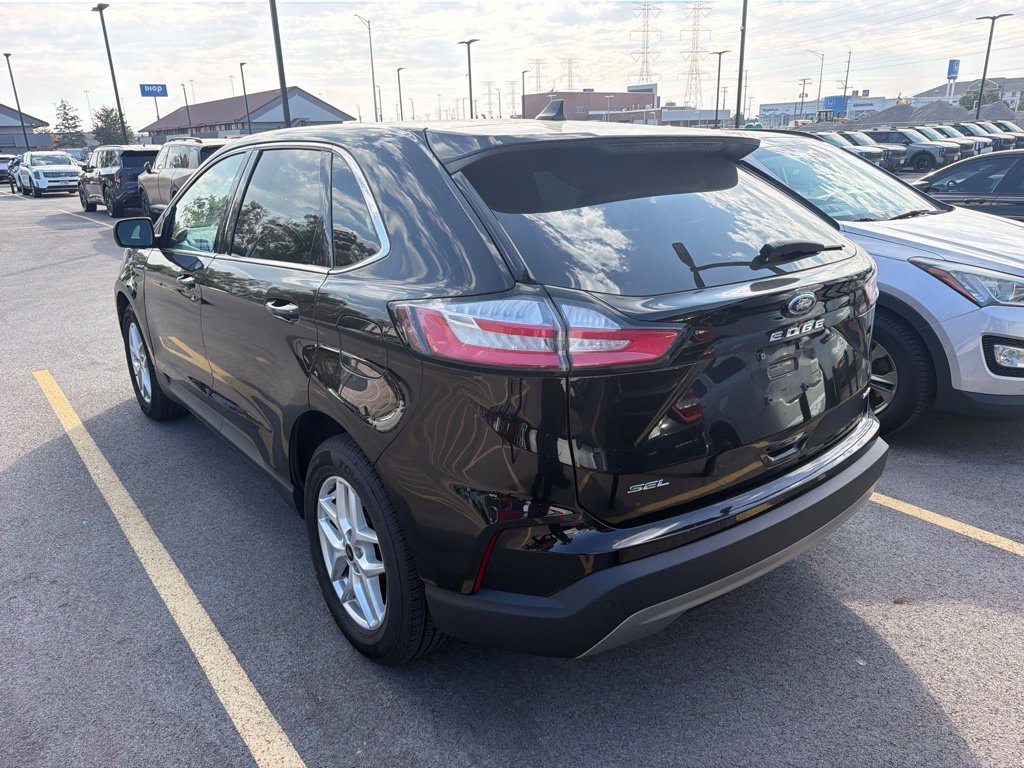 Used 2024 Ford Edge SEL SUV