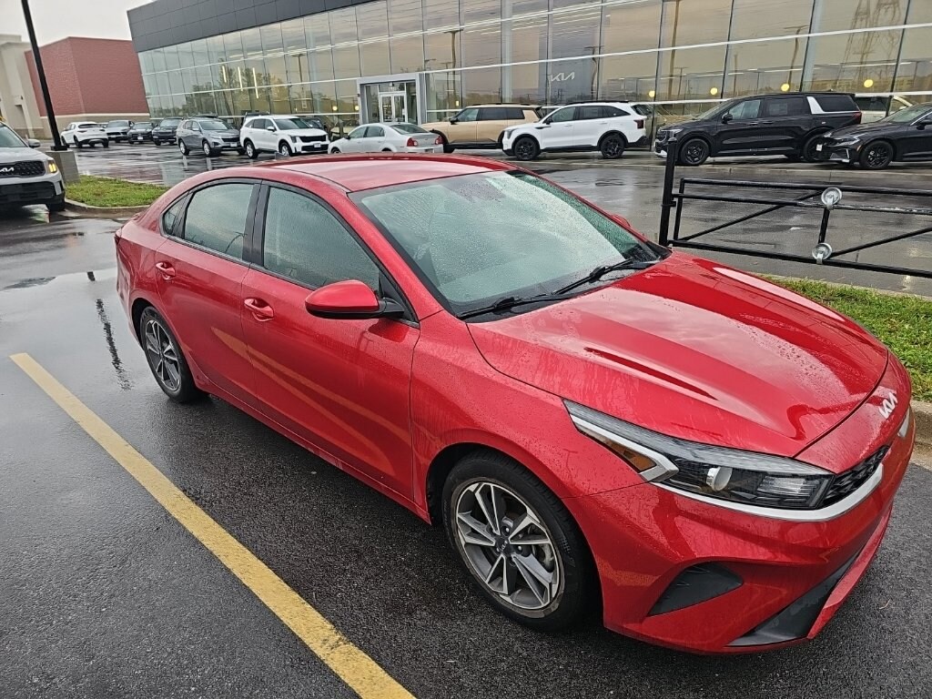 Used 2022 Kia Forte LXS Sedan
